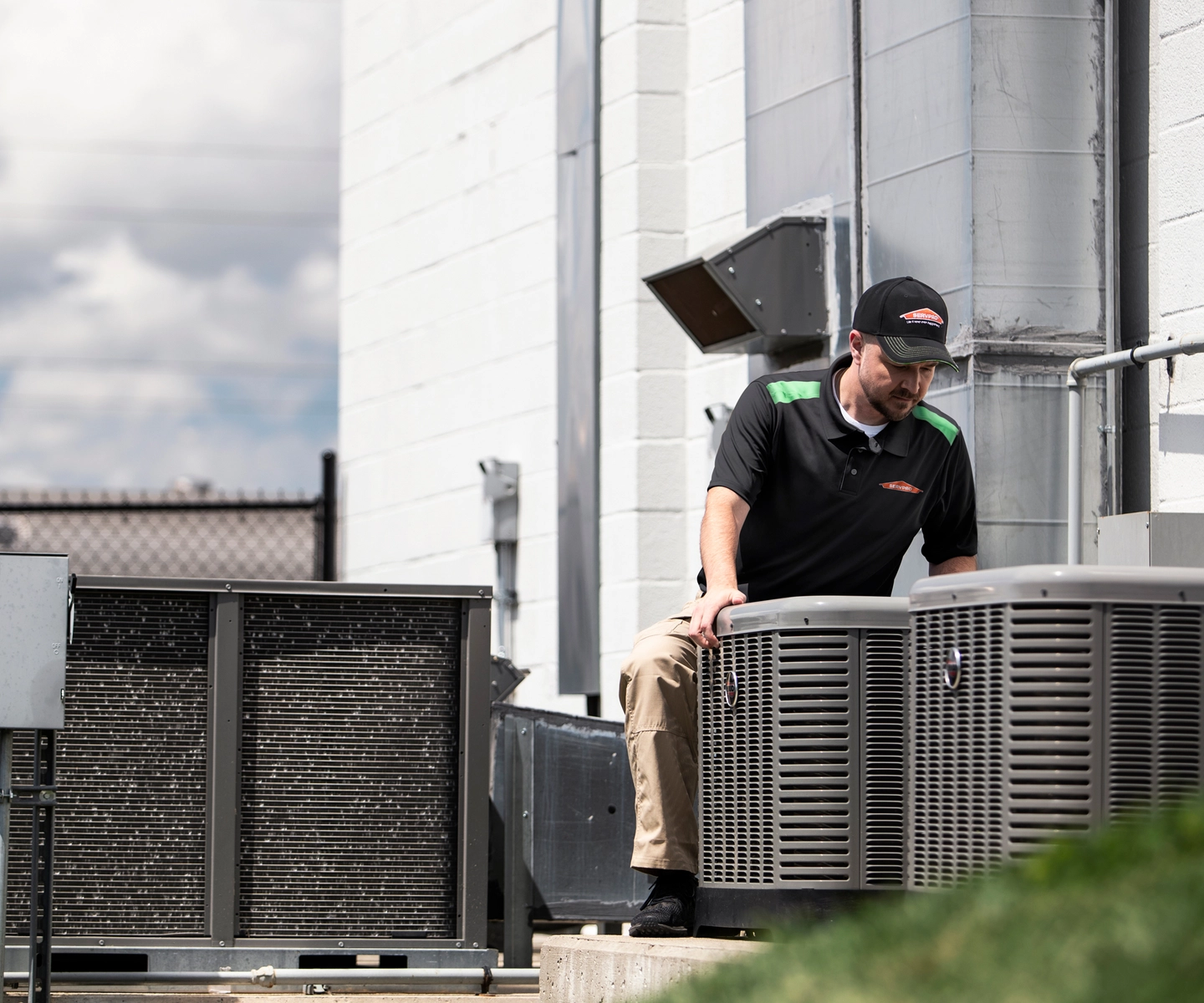 Man working on outside HVAC unit
SERV1444 Three Year usage. Limited to Internal use at corporate on digital, social and website, with three yea print usage beginning 10/1/2021